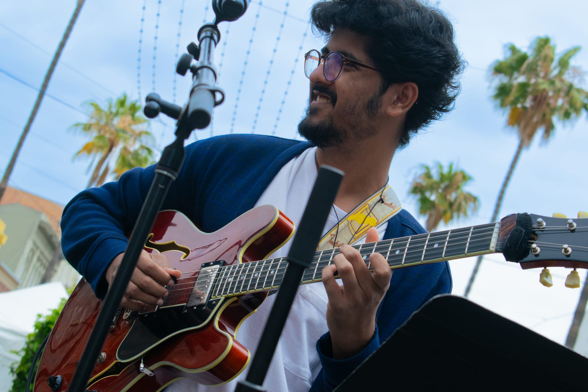 Varad performing outdoors at the Santa Monica International Jazz Festival